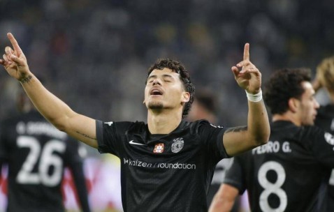 戴维错失绝杀，意甲6亿豪强拖后腿：欧冠四场不胜太耻辱